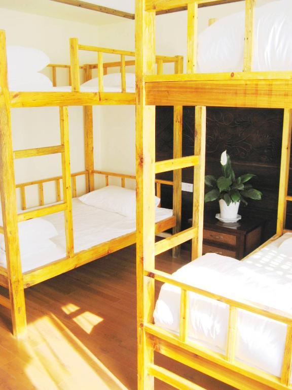 Bajie Youth Hostel Zhangjiajie Oda fotoğraf