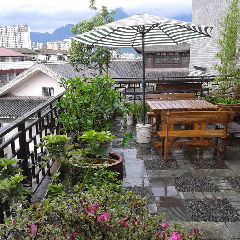 Bajie Youth Hostel Zhangjiajie Dış mekan fotoğraf