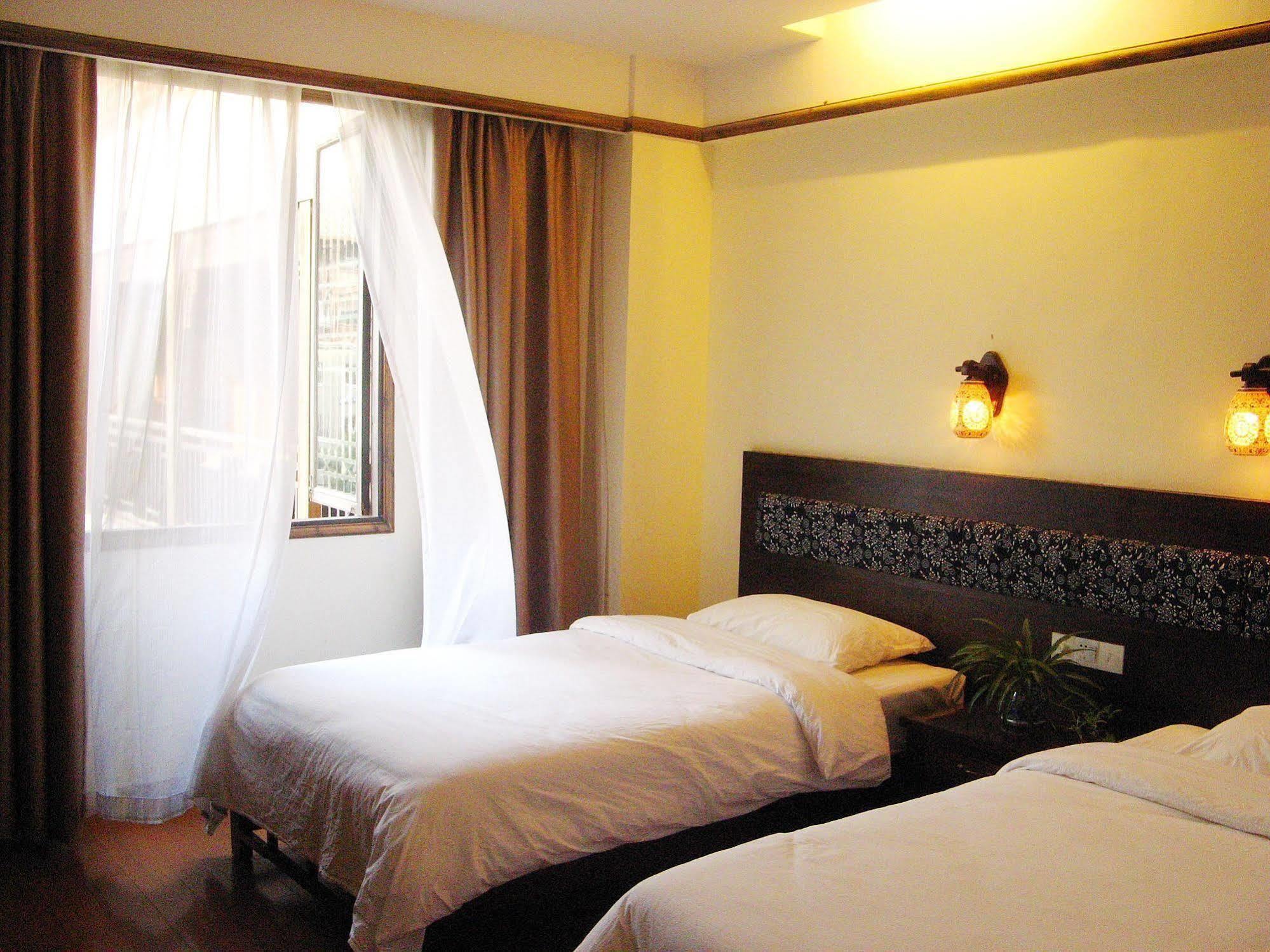 Bajie Youth Hostel Zhangjiajie Dış mekan fotoğraf