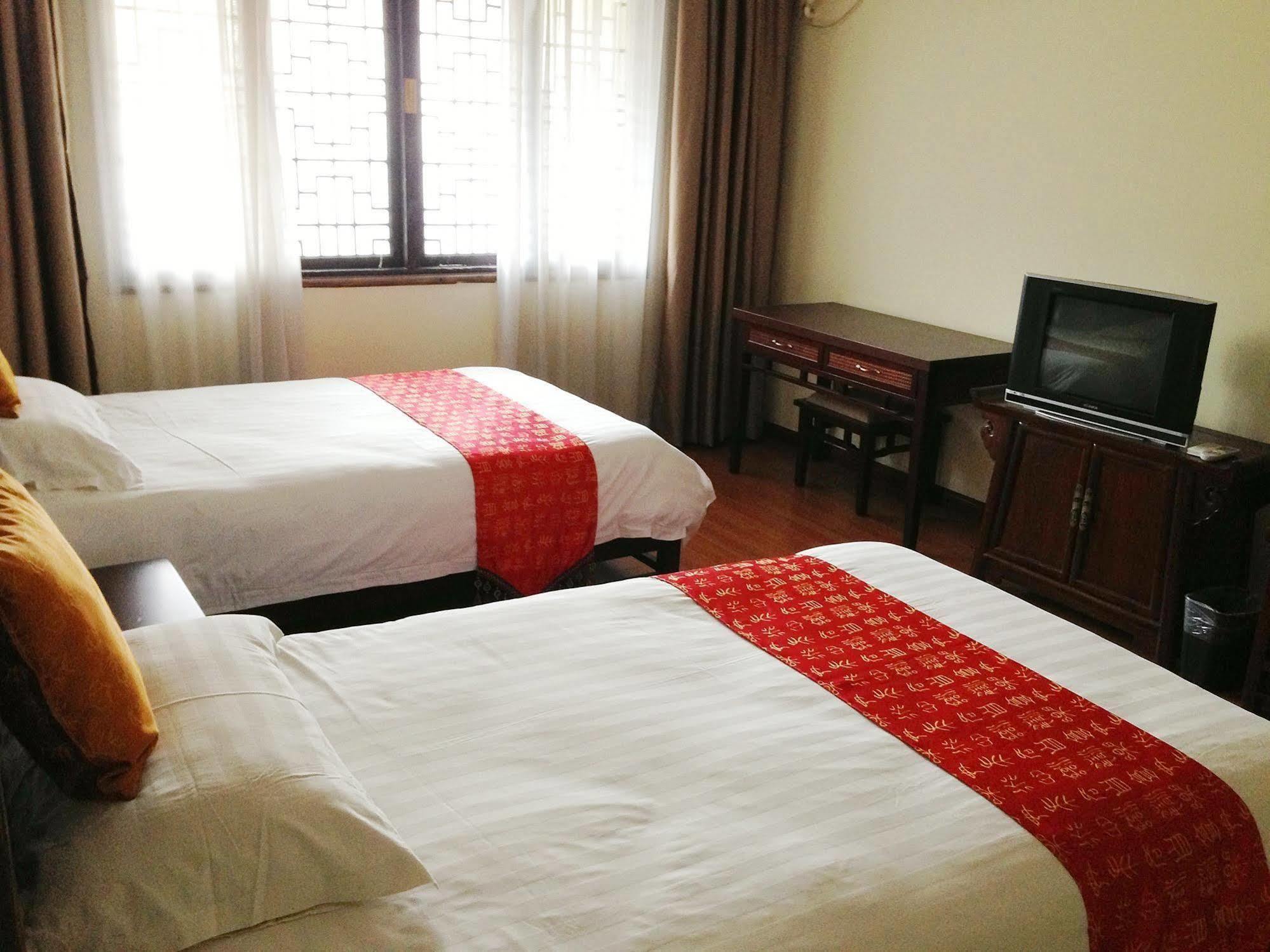 Bajie Youth Hostel Zhangjiajie Dış mekan fotoğraf